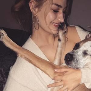 Meet your Posher, Emma